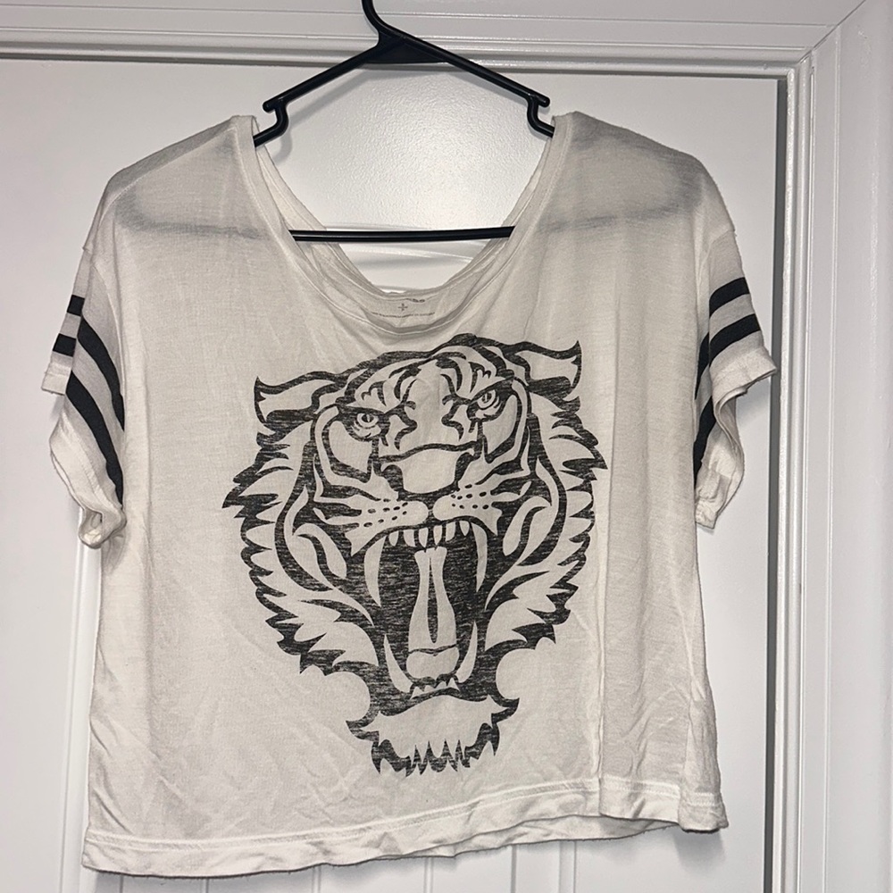 EXPRESS Tee Shirt! Size Small